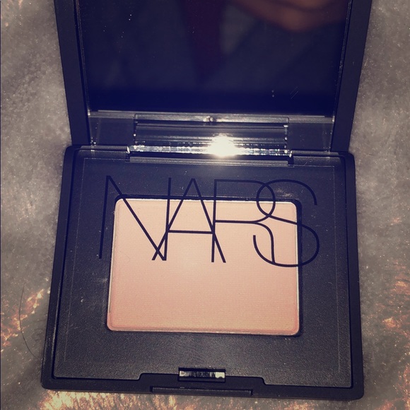 SOLD🔴🔴NARS eyeshadow in color kingston - Picture 2 of 3
